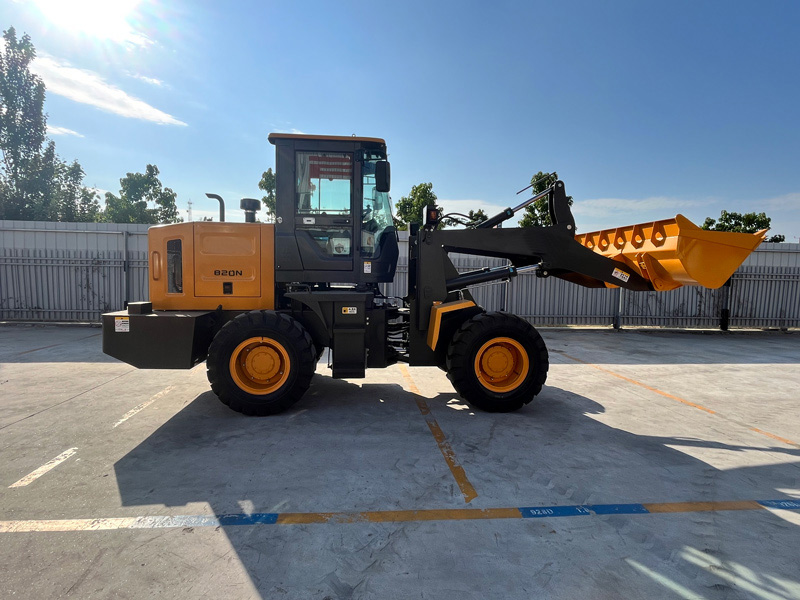 Máy xúc lật 6 tấn