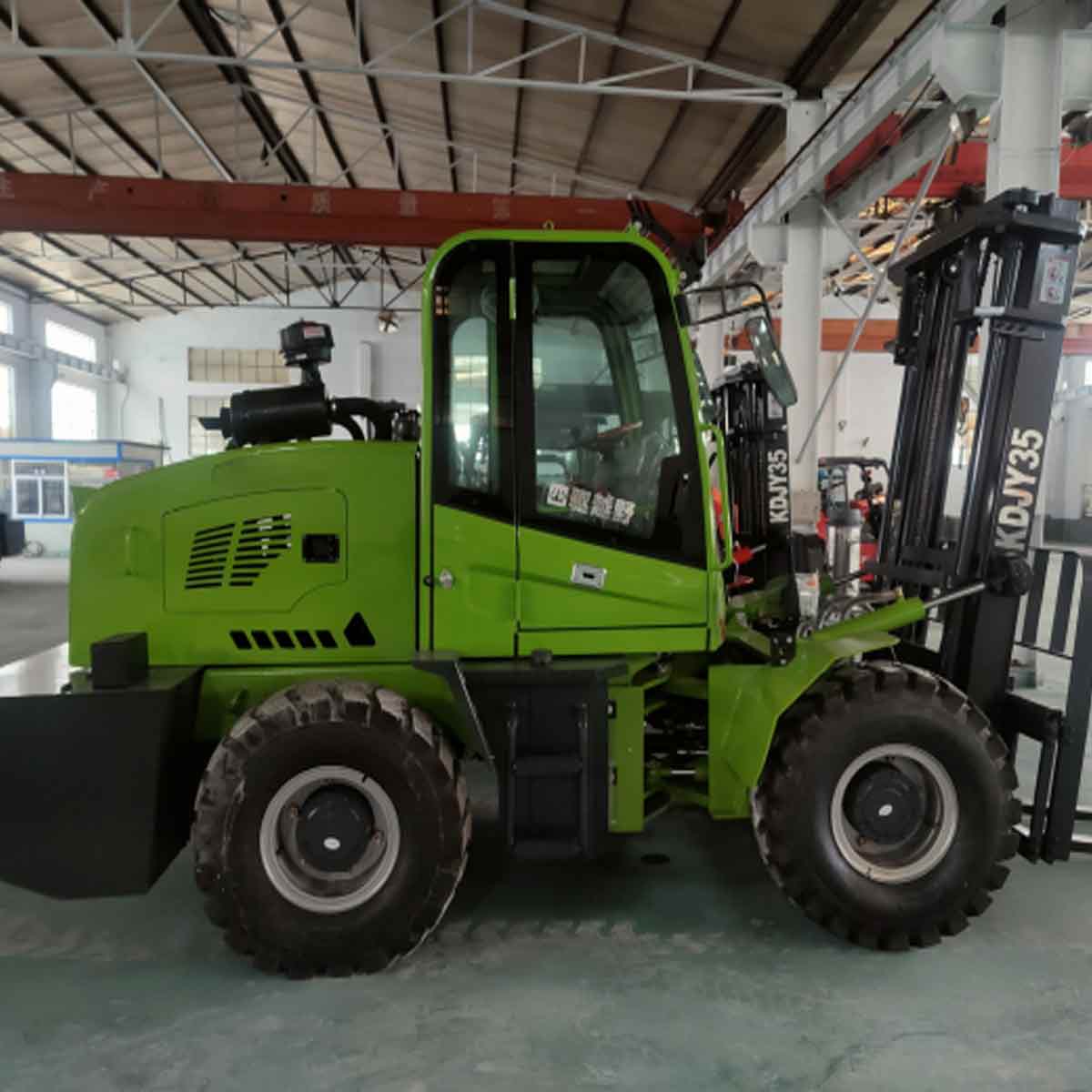 Forklift 4WD Dijual
